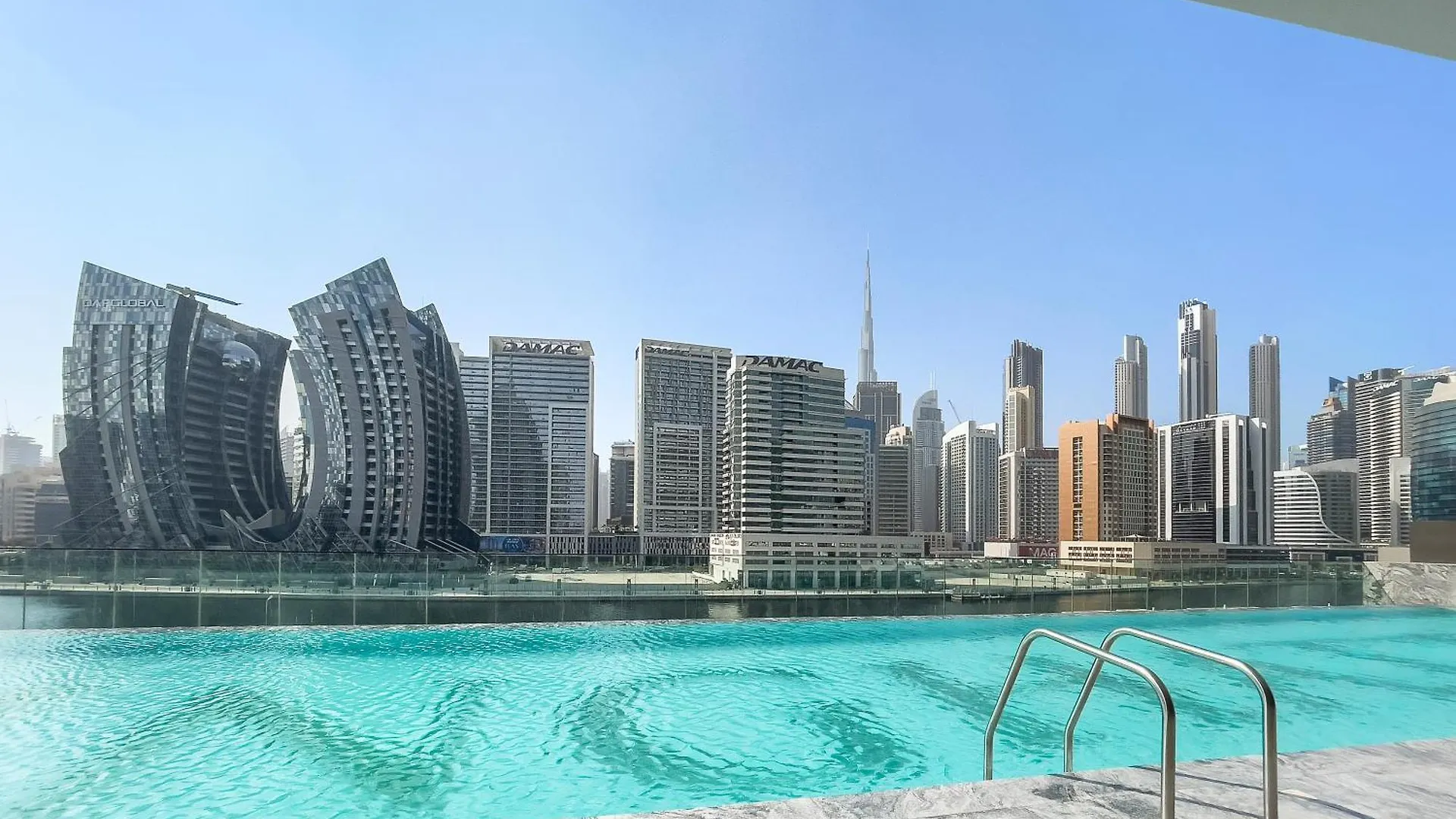 Furnished Apartment Binghatti Canal - Burj Khalifa View, Dubai Verenigde Arabische Emiraten